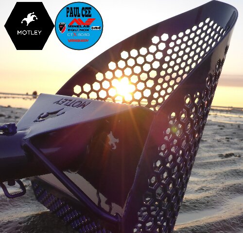 motley sandscoop uk the motley sand scoop for beach metal detecting in the uk