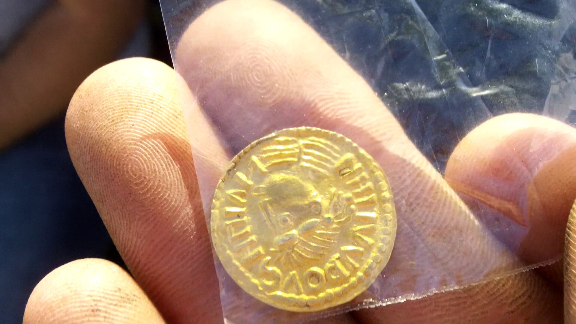 rare roman gold coin found metal detecting