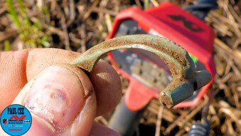 minelab Vanquish finds roman brooch minelab multi iq and how it works to find treasure