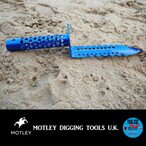 motley digging knife for digging in grass and cutting through roots